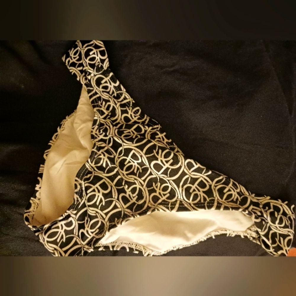 Bikini bottoms by Rocawear Sz S